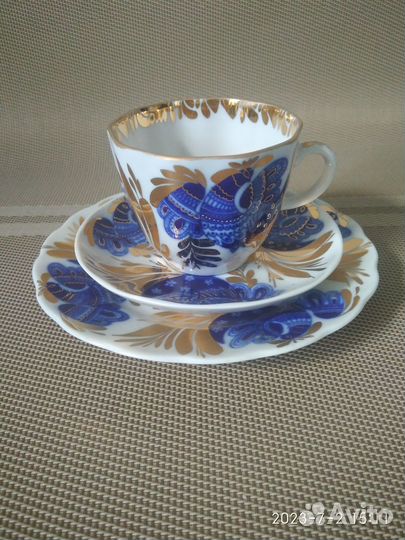 Кофейная чашка с блюдцами лфз