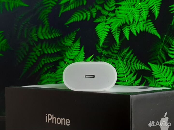 Оригинальная быстрая зарядка iPhone 20W