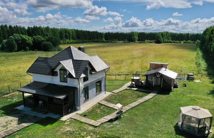 Дом 166 м² на участке 15 сот.