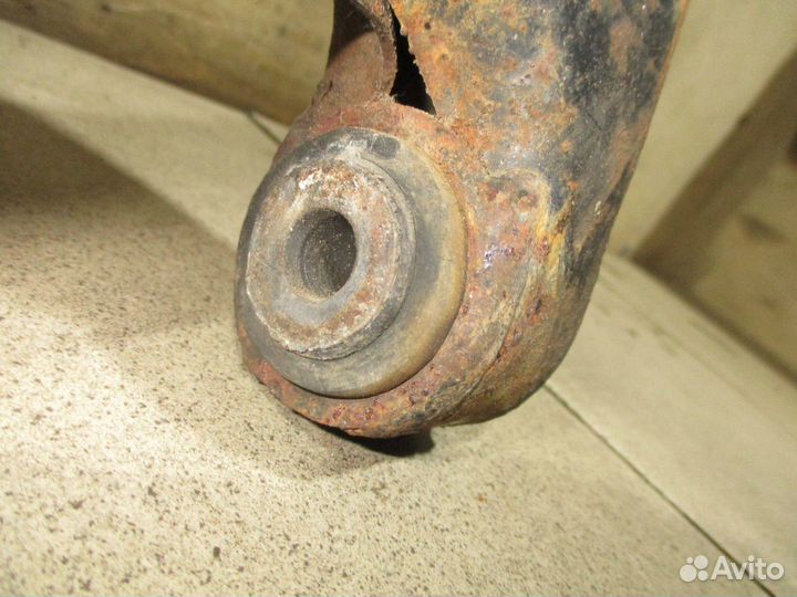 Рычаг передний Skoda Fabia 1 (6Y)