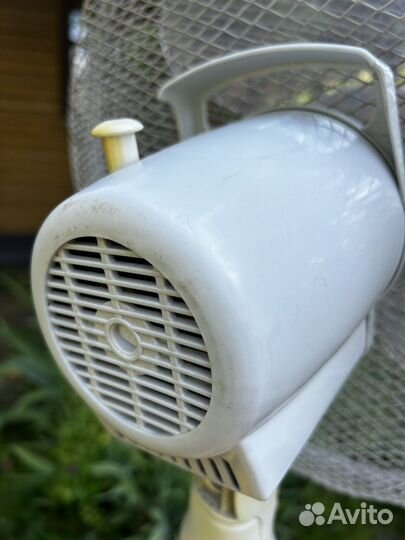 Вентилятор напольный Vitek