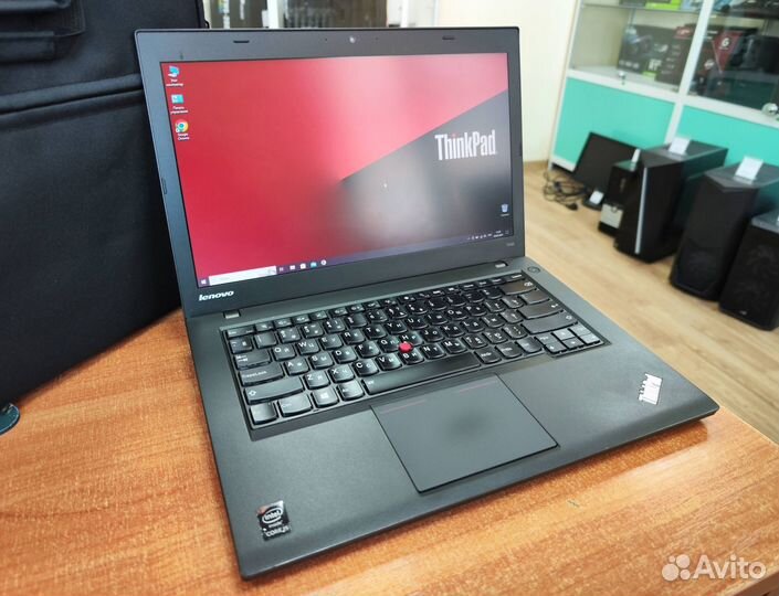 Быстрый ноутбук Lenovo Core i5/ 8Gb озу/ SSD256Gb