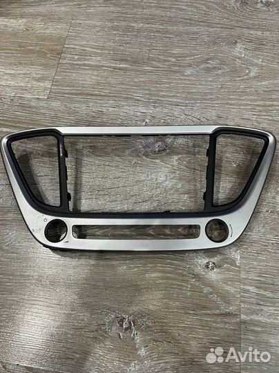 Штатная магнитола на hyundai solaris 2