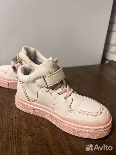 Ботинки для девочки демисезонные