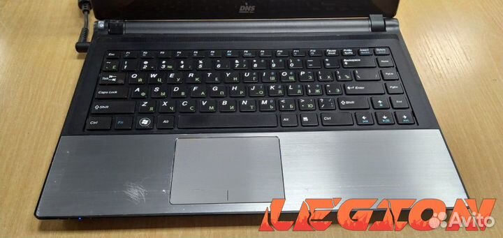 MLegion DNS i3 3217 4 GB Intel HD 320 GB 15.6