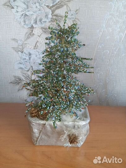 Ёлочка из бисера
