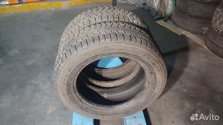 Bridgestone Blizzak LM-25 4x4 235/60 R17 102H