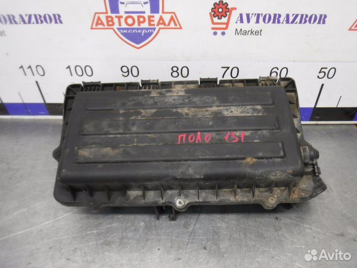 Корпус воздушного фильтра Volkswagen Polo CFN 2010