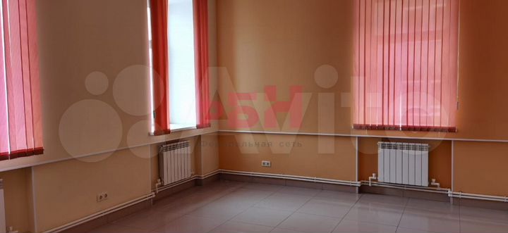 Продам здание 4456,8 кв.м