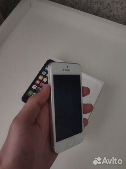 iPhone 5, 16 ГБ