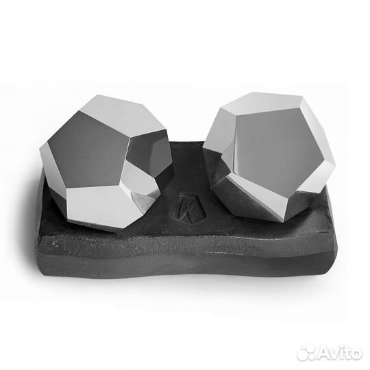 Уникальные кованые шары