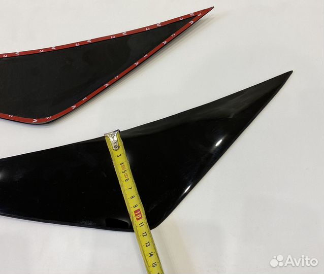 Реснички на фары для Toyota Ractis 2010-2014