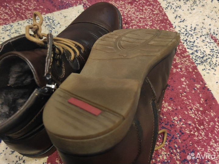Ботинки зимние кожаные р. 39
