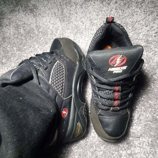 Hellys dc shoes circa adio dvs globe etnies