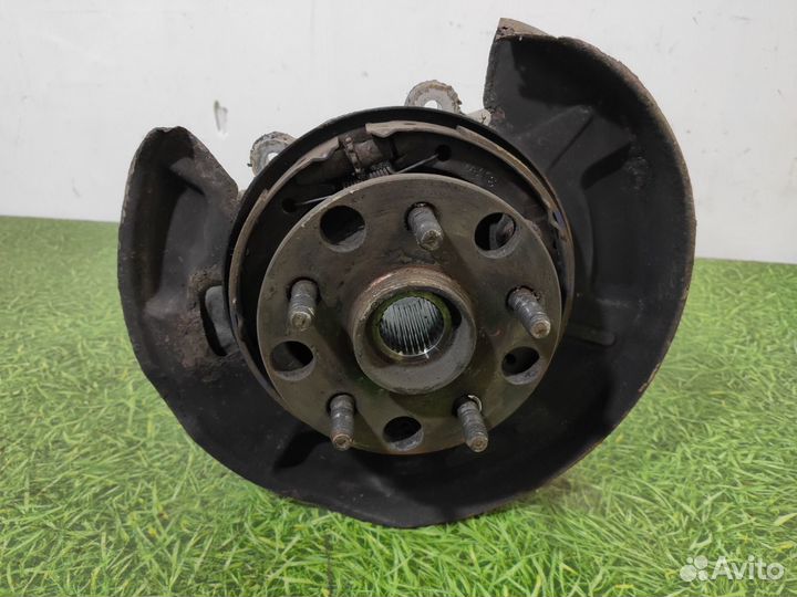 Поворотный кулак прав. зад. Lexus GS450H