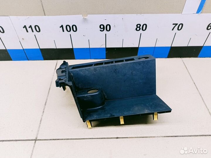 Накладка (кузов внутри) RAV 4 2013