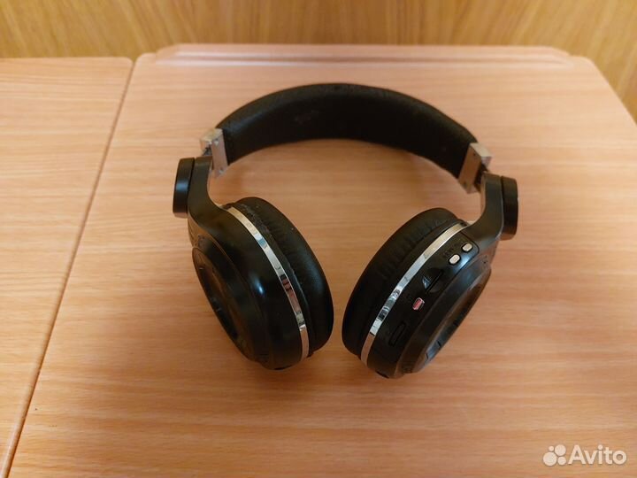 Беспроводные наушники Bluedio