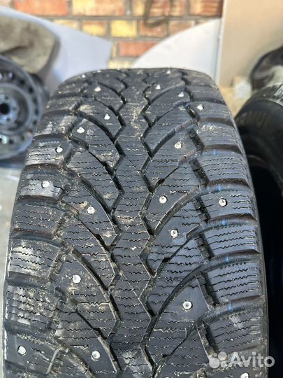 Pirelli Formula Ice 215/55 R16