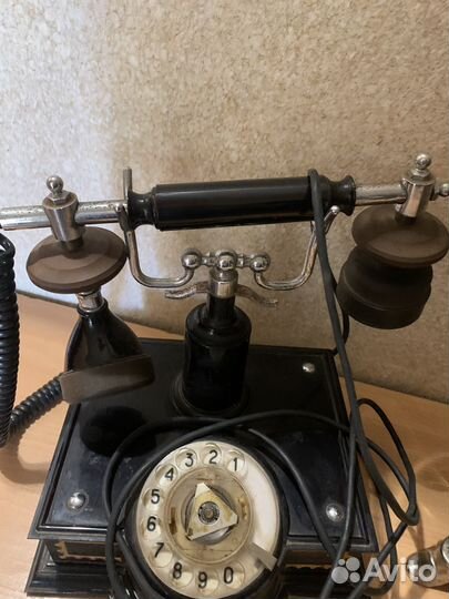 Самовар и телефон дисковый