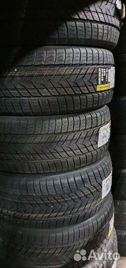 Roadmarch Winter XPro 999 305/40 R20