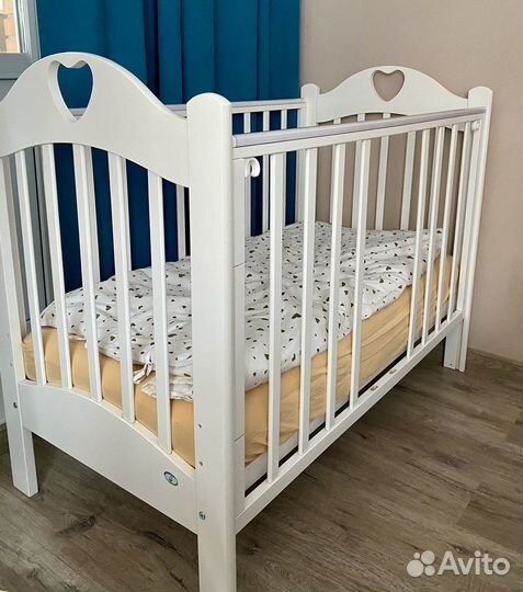 Кроватка детская можга красная звезда с маятником