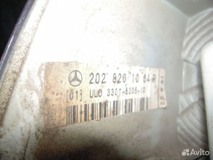 Фонарь задний правый Mercedes Benz W202 1993 г