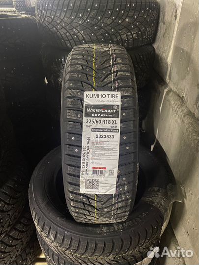 Kumho WinterCraft SUV Ice WS31 225/60 R18 104T