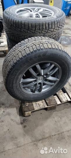 R18 Nokian Tyres Hakkapeliitta 7 285/60, PCD 5x150 DIA 56.5