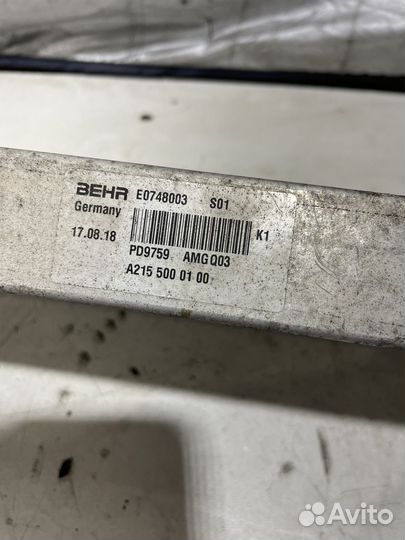 Радиатор маслянный Мерседес 166 gl ml 63 amg