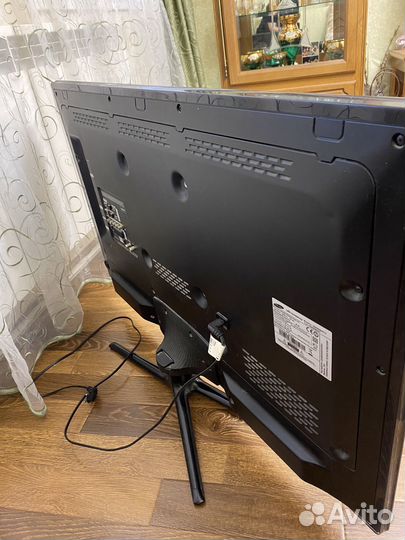 Телевизор samsung