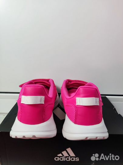 Кроссовки adidas 35