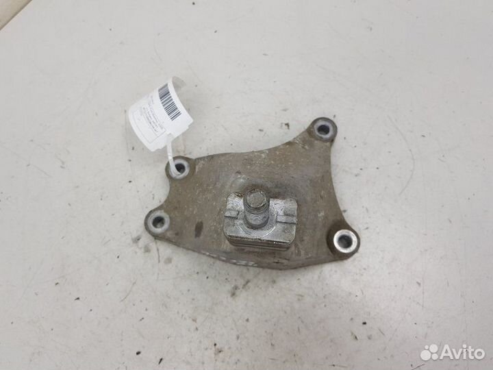 Кронштейн АКПП Ford Mondeo 3