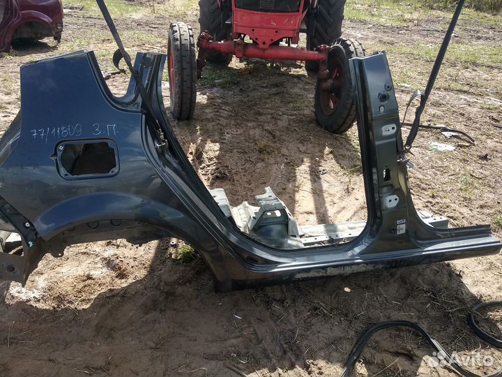 Крыло заднее правое Рено Сценик 2