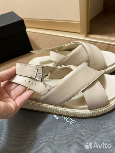 Шлепанцы женские 38 размер