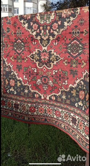 Ковер шерстяной 1.4 на 1.9