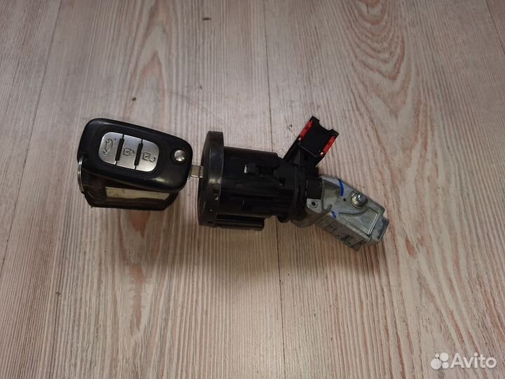 Замок зажигания Renault megane 3