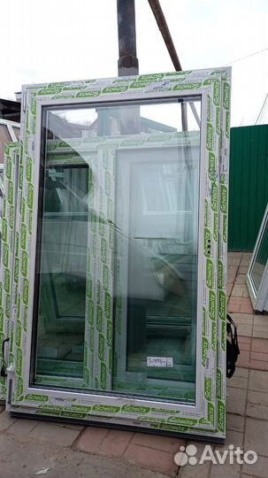 Пластиковые окна и дверь в наличии