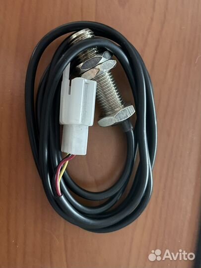 Датчик тахометра