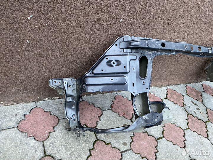 Toyota land cruiser 200 телевизор с 2015 года