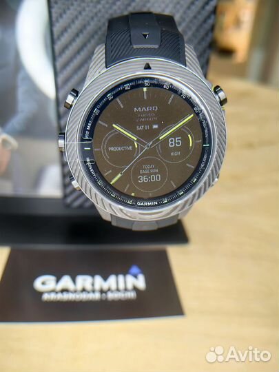 Garmin Marq Athlete (Gen 2) Carbon Edition