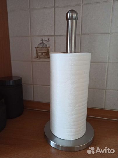Металлическая подставка для бумажных полотенец