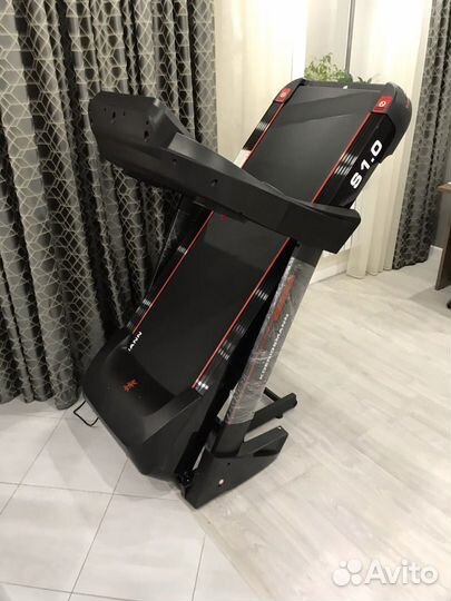 Беговая дорожка новая