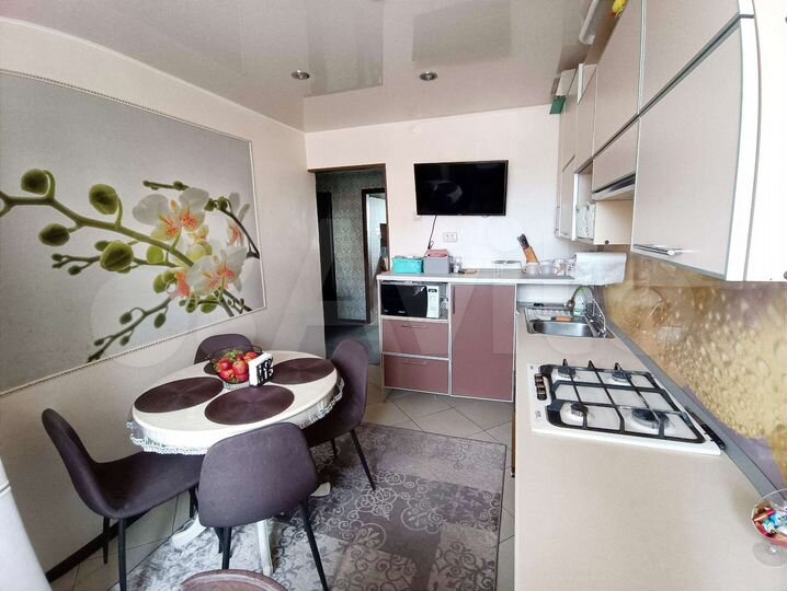 4-к. квартира, 89,5 м², 1/3 эт.