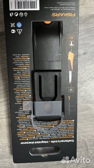 Монтажный нож со встроенной точилкой fiskars