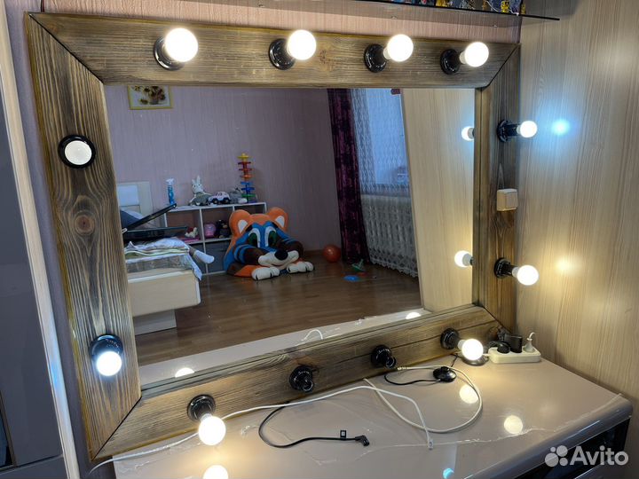 Зеркало ручной работы