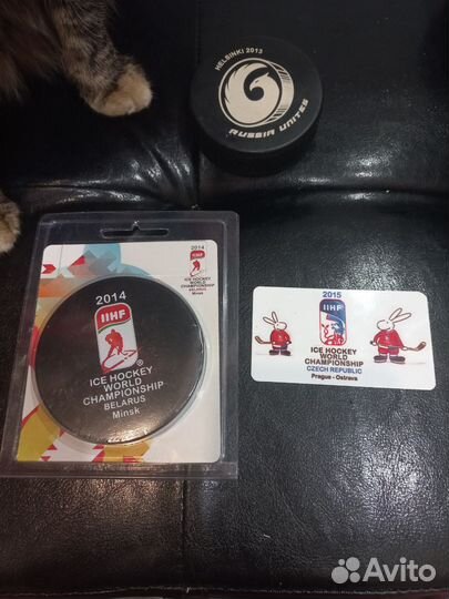 Шайба хоккейная сувенирная
