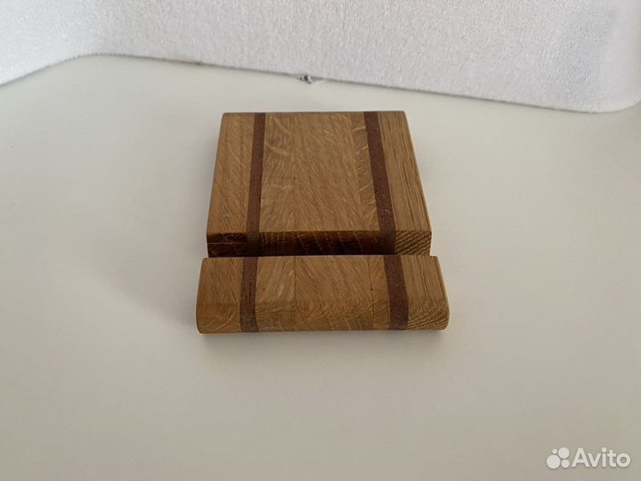 Подставка из дерева