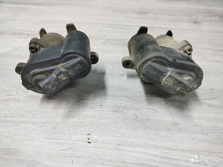 Суппорт задний Volkswagen Passat B7 1.8 2013