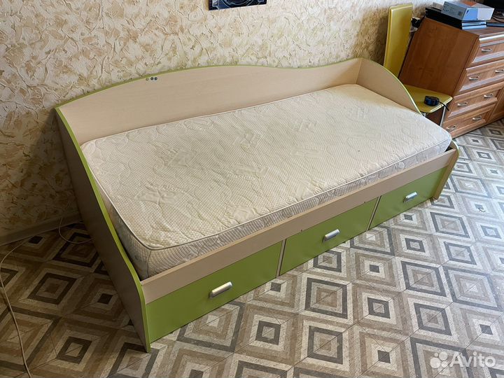 Кровать детская