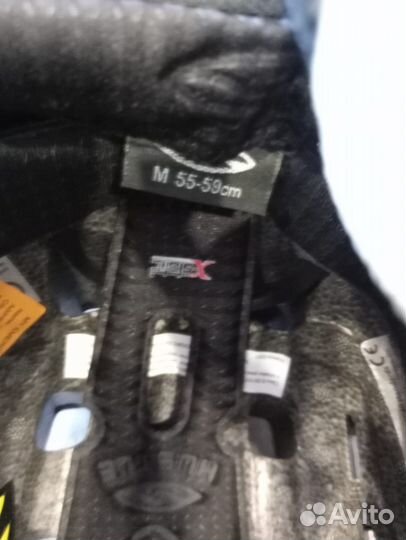 Шлем горнолыжный